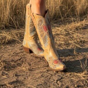 CORRAL cowgirl vintage line antiqued tan saddle leather Heart Wing Boots 9.5